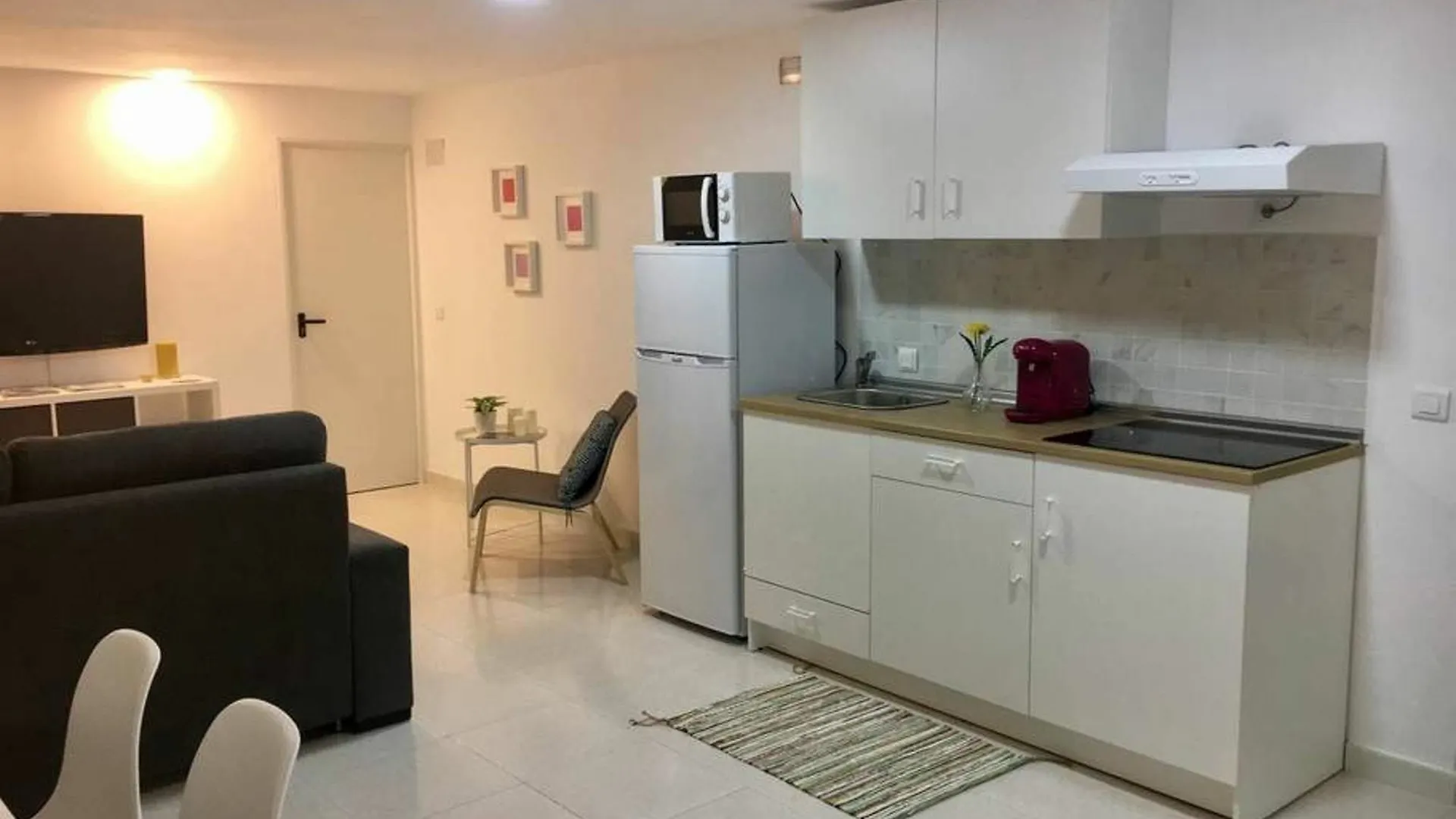 Apartment With One Bedroom In Estepona, With Pool Access And Furnished 0*, Estepona
